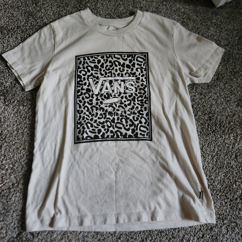 Brand: Vans Size: Medium Color: Cream, White, Black
